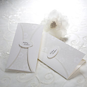 Vintage floral geprägtem tri-fach Hochzeitseinladung (set of 50)