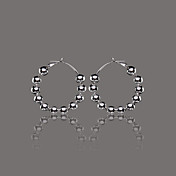 nydelig sølvfat bead hoop earring