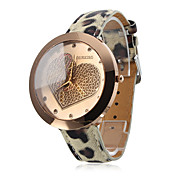 Kvinners Quartz Analog Golden Heart Wrist Watch Med Beige skinn band