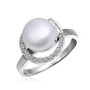 Elegant platinert med Cubic Zirconia Pearl Ring