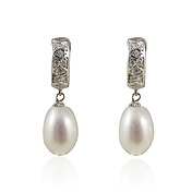Charmante 925 Sterling Zilver Parel met Cubic Zirconia Huggie oorbellen