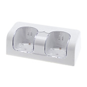 Dobbel lader med 2 oppladbare batterier for Wii (2800mAh, Hvit)