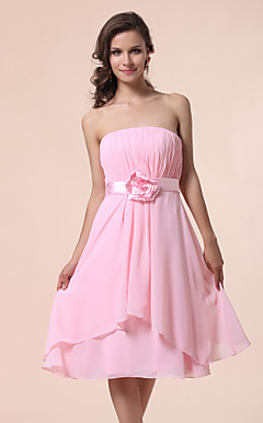 A-line Princess Strapless Knee-length Chiffon Bridesmaid Dress