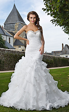 Trumpet/Mermaid Sweetheart Strapless Chapel Train Organza Tiered Wedding Dress