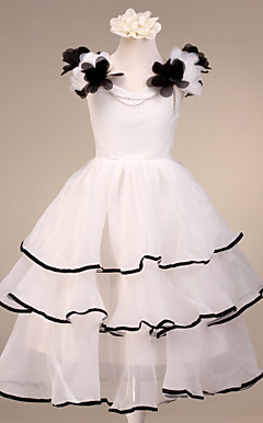 Lovely Sleeveless Tulle/Satin Wedding/Evening Flower Girl Dress With Flowers