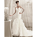 Trumpet/ Mermaid Sweetheart Court Train Organza Wedding Dress