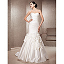 Elegant Trumpet/Mermaid Strapless Court Train Satin Wedding Dress
