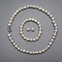 Elegant A Freshwater Pearl Jewelry Set, Including Necklace, Bracelet And Earrings